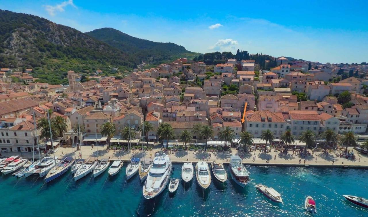 Riva Hideaway * Hvar Town